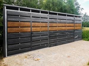Wiata śmietnikowa 6x2,5m matowa czerń + dąb rustykalny + furtka