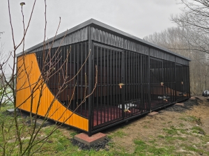 Kojec dla psa trzech psów 6x3m ze ścianami działowymi - Premium